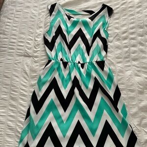 Charlotte Russe Teal, Black & White Chevron Midi Dress